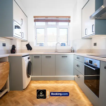 Amazing 3 Bedroom Apt By Ls2G Short Lets & Serviced Accommodation Greater London With Free Wifi Extérieur photo