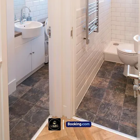 Amazing 3 Bedroom Apt By Ls2G Short Lets & Serviced Accommodation Greater London With Free Wifi Extérieur photo