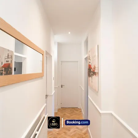 Amazing 3 Bedroom Apt By Ls2G Short Lets & Serviced Accommodation Greater London With Free Wifi Extérieur photo