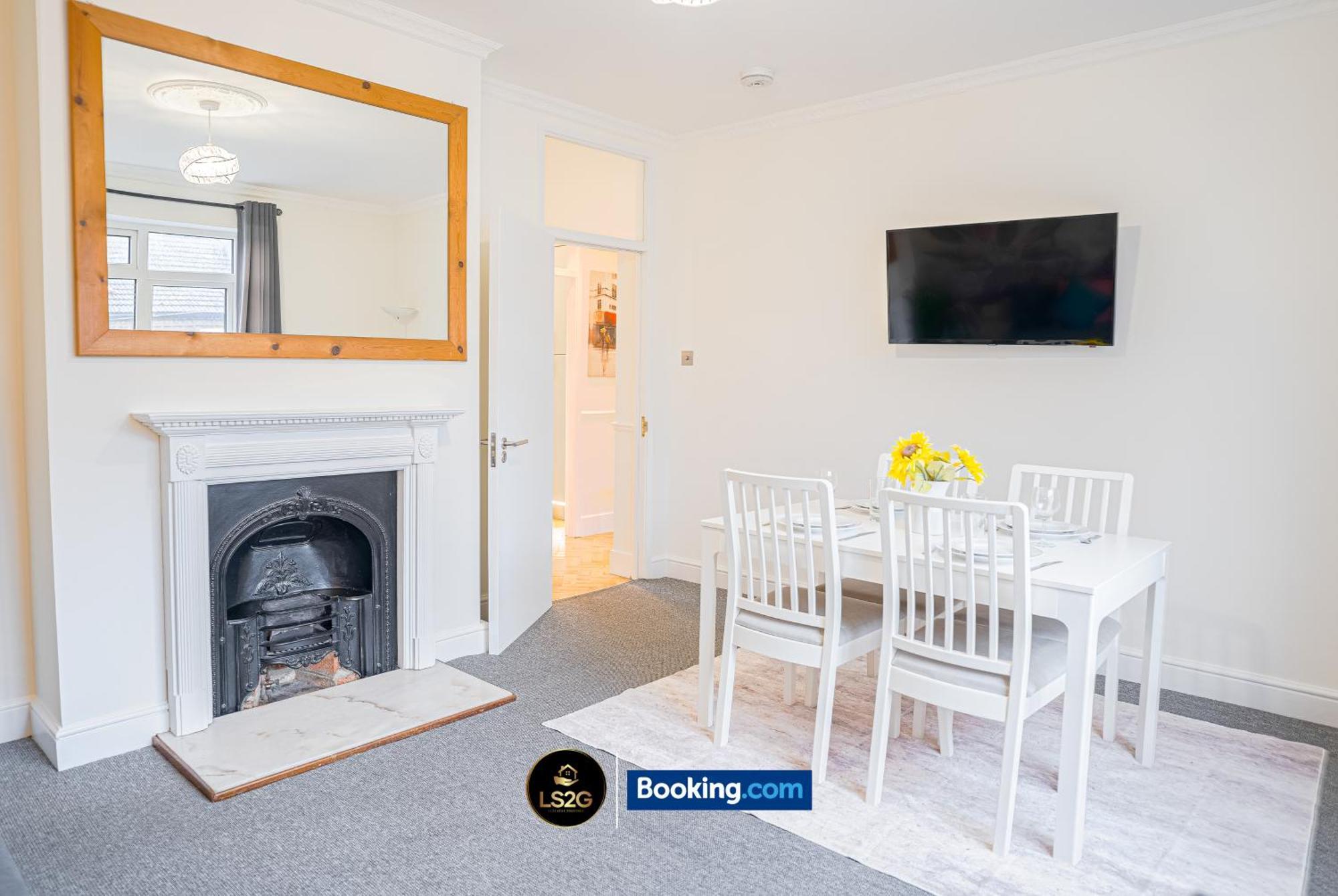 Apartamento Amazing 3 Bedroom By Ls2g Short Lets & Serviced Greater With Free Wifi *